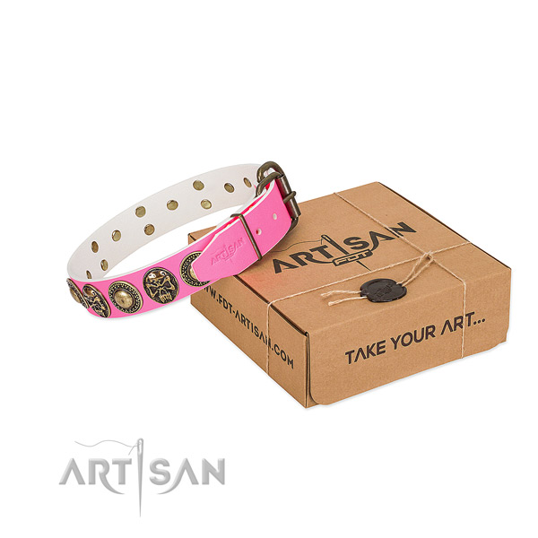 Strong decorations on dog collar for comfortable wearing